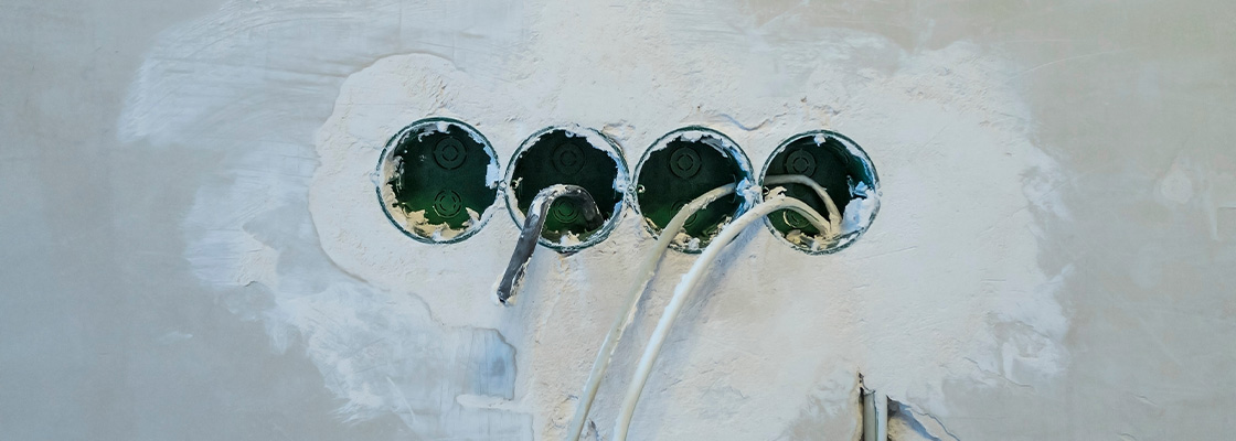 Sicher modernisieren: Elektroinstallation bei Altbausanierung