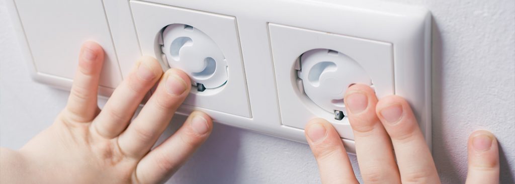 Elektrische Sicherheit im Kinderzimmer – worauf Eltern achten sollten